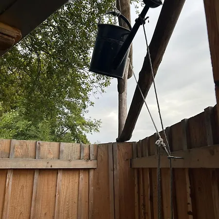 Sur L'eau Domek alpejski Brissarthe